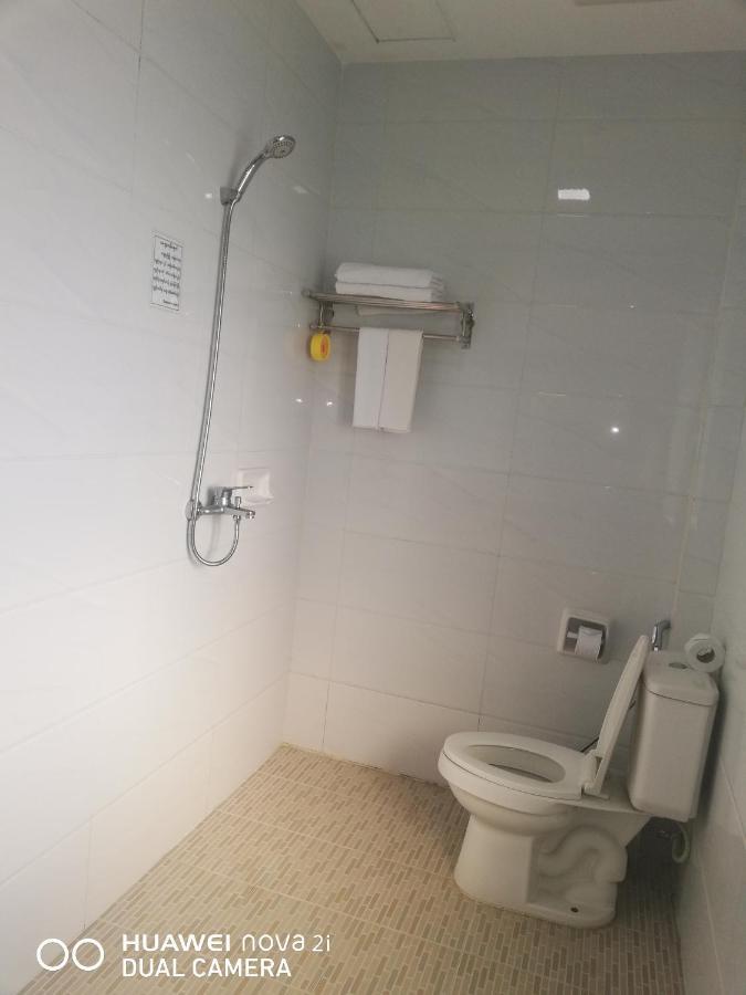 Supreme Hotel יאנגון מראה חיצוני תמונה